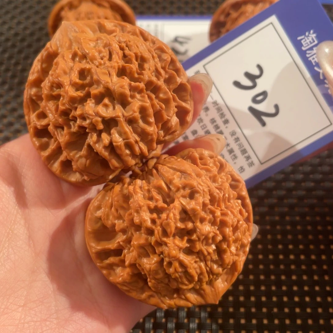 文玩核桃把件302号51尺官帽