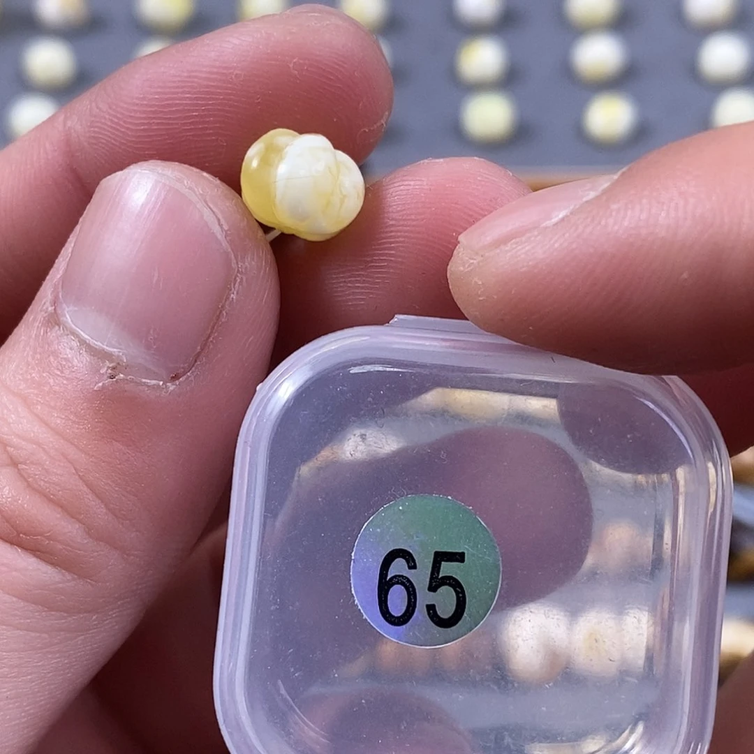 琥珀裸石未镶嵌微瑕