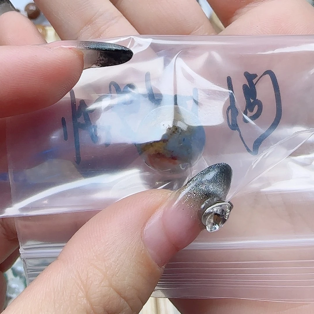 水晶手串未镶嵌忧***?蓝兔毛团