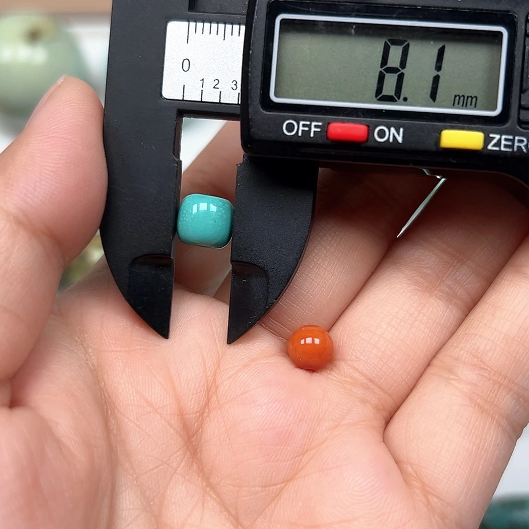 南红玛瑙未镶嵌珠宝奇石