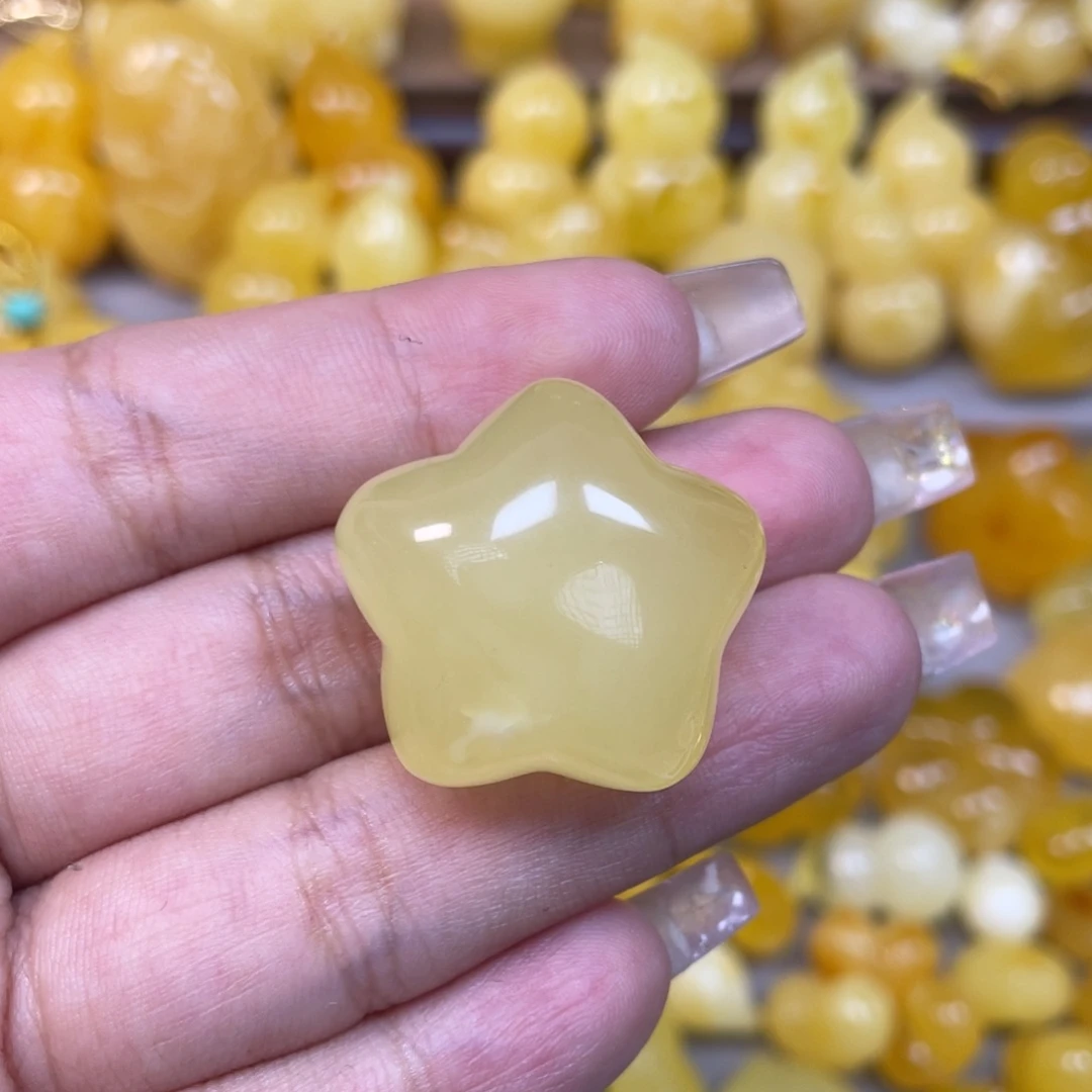 琥珀未镶嵌珠宝奇石