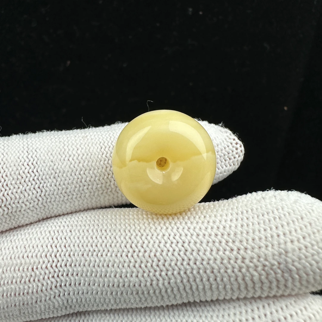 Y4908天然原矿蜜蜡 妖花平安扣18x12mm 2.5克抖音基地质检发货