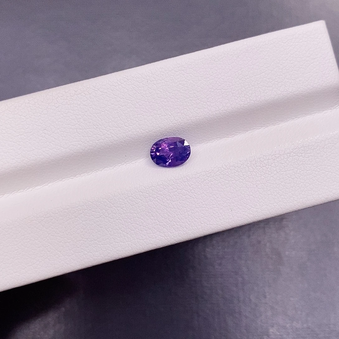 裸石蓝宝石1.11克拉 无烧