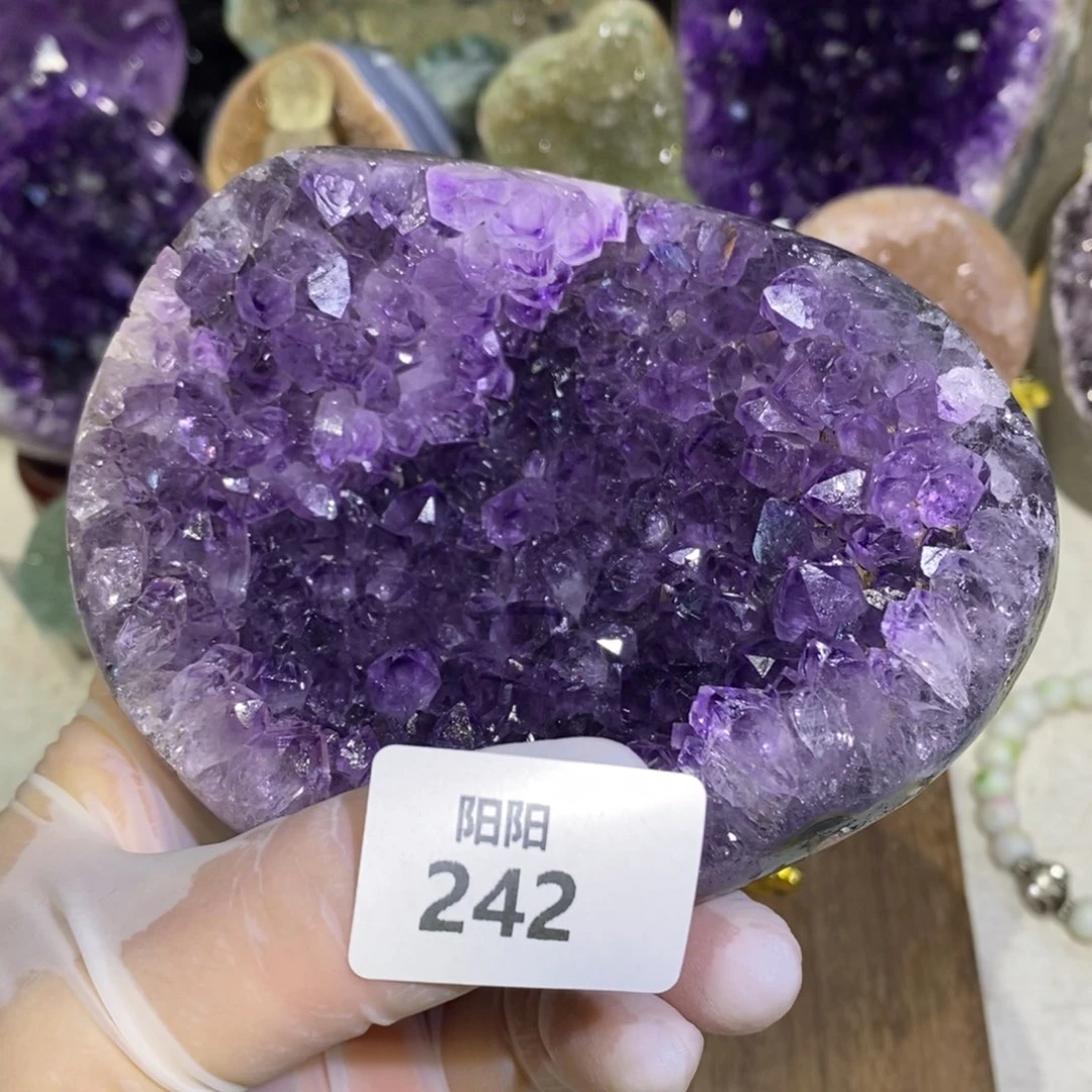 未镶嵌紫晶大型摆件（非配饰）