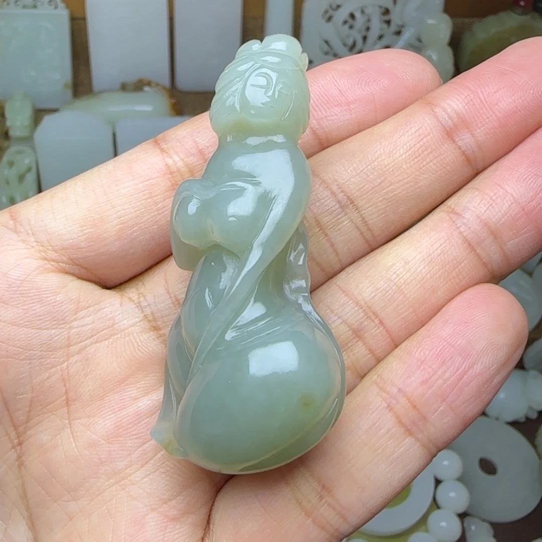 和田玉未镶嵌挂件