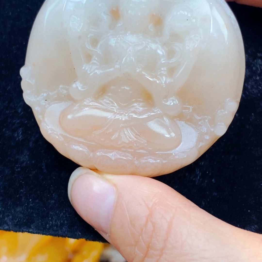 未镶嵌石英质玉（黄龙玉）吊坠(不含链)