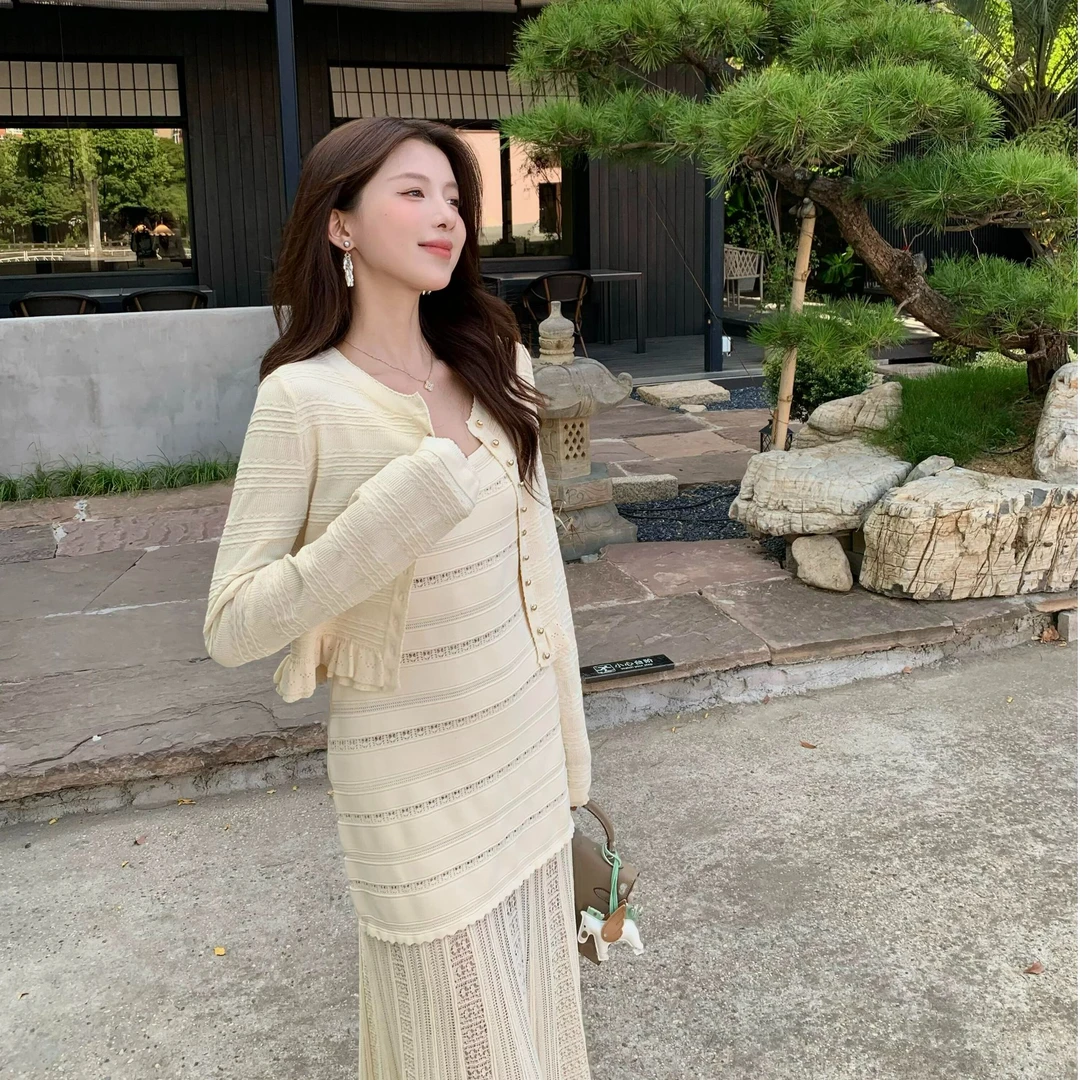 小香风气质高级感套装女2025年初秋新款花边小开衫吊带长裙两件套