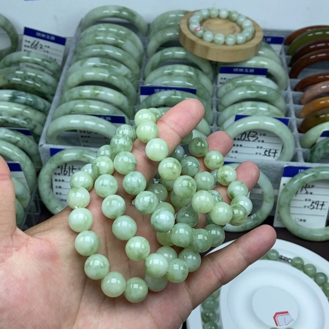 百***刺蛇纹石玉未镶嵌手链