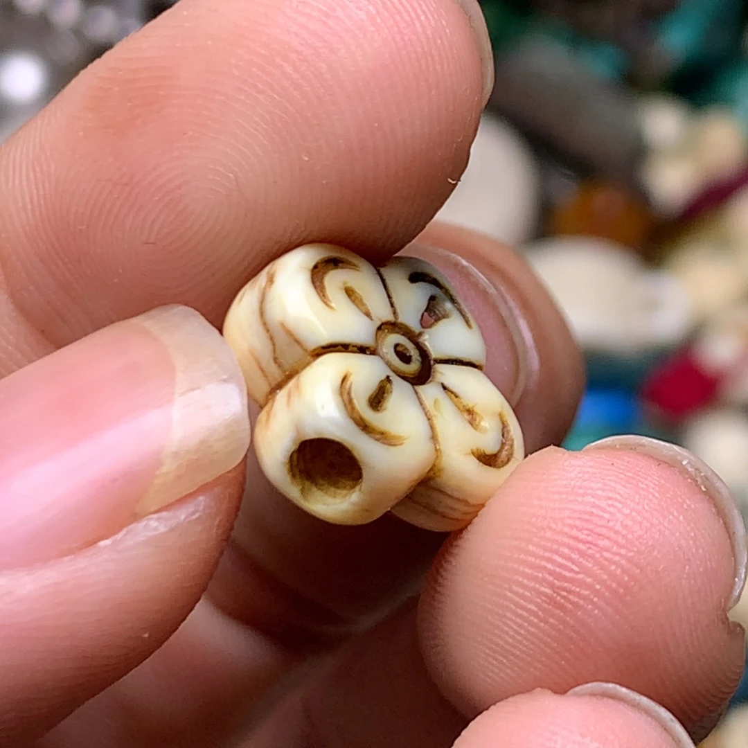 琉璃手工艺品藏传小元素