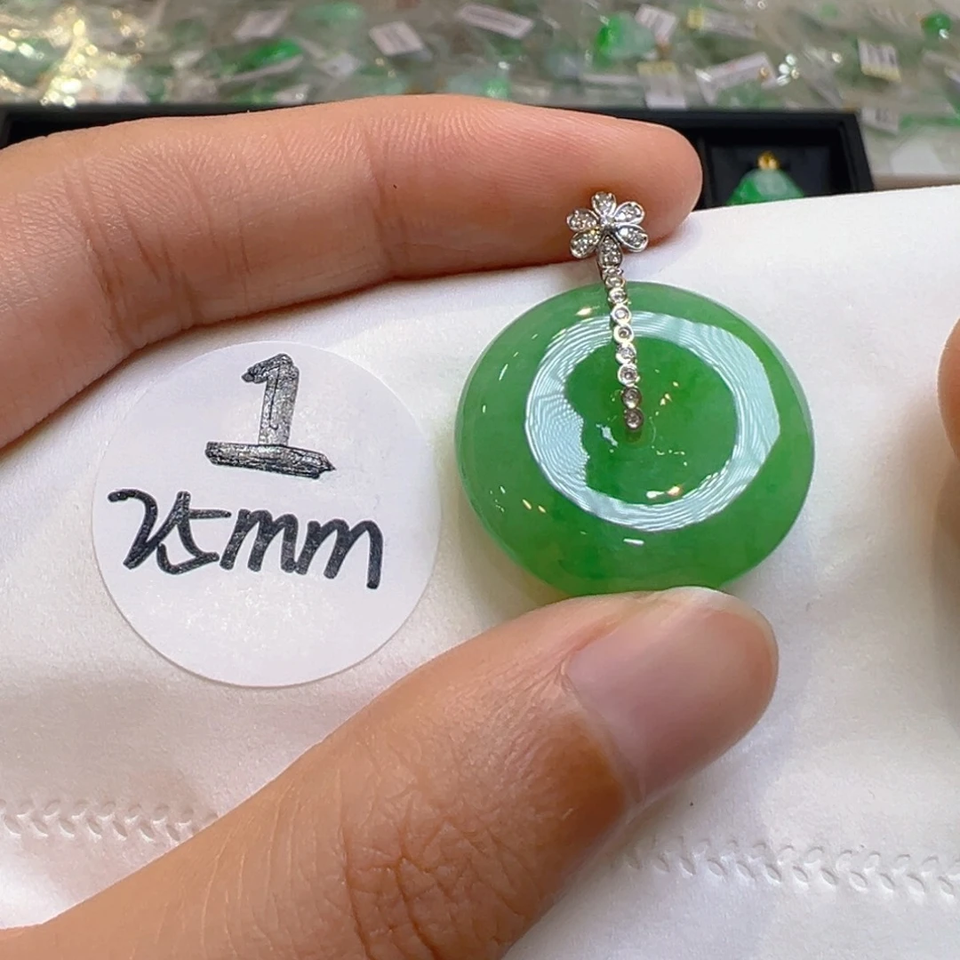 翡翠18K金镶嵌吊坠(不含链)