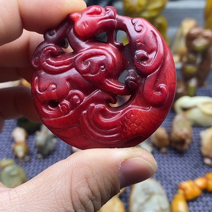 未镶嵌蛇纹石玉颈饰