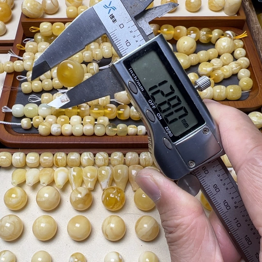 琥珀未镶嵌裸石琥珀蜜蜡