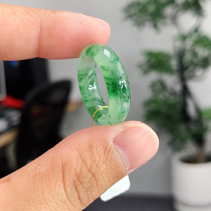 翡翠未镶嵌戒指14号