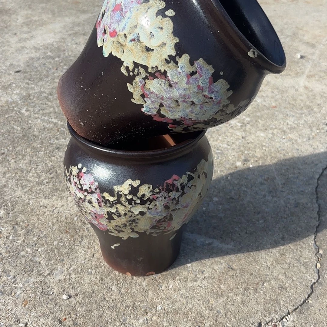 紫砂花盆油画鱼尾两个口径18高度23