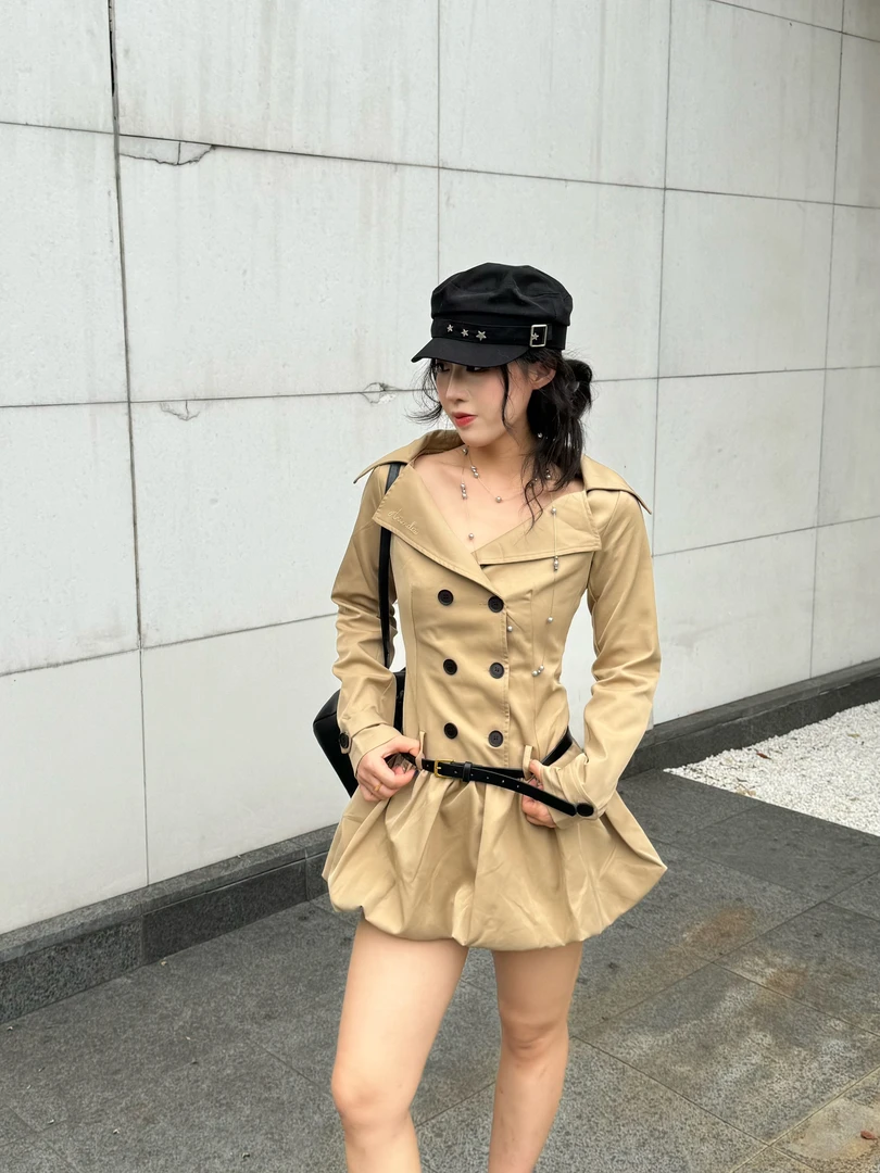 【梨零零同款】韩系复古大翻领显瘦蓬蓬裙双排扣风衣连衣裙