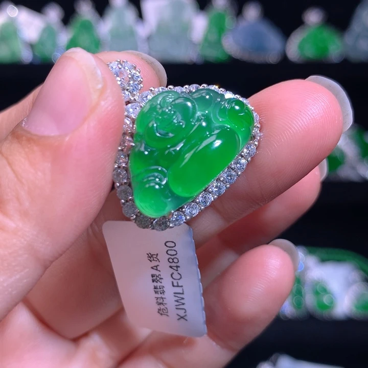 【闪购商品】颈饰银S925镶嵌翡翠天然翡翠