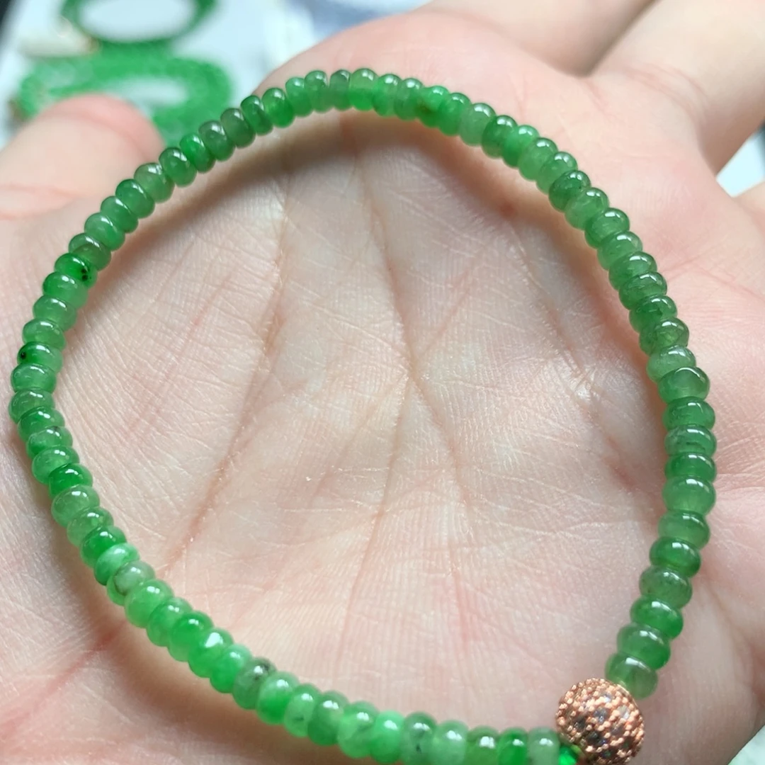 翡翠未镶嵌手链翡翠