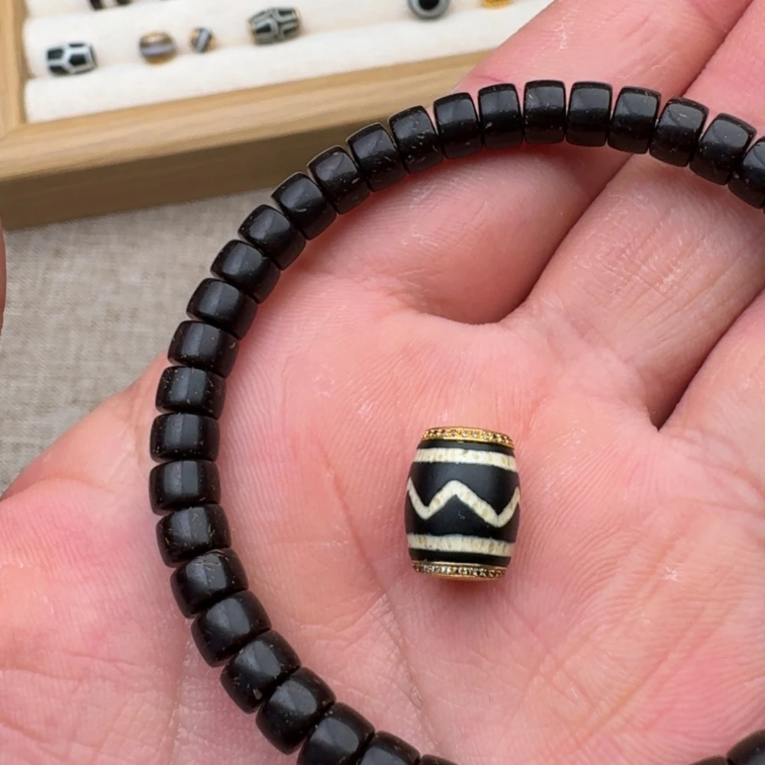 椰蒂吊坠蓝****?椰蒂药片搭配水纹