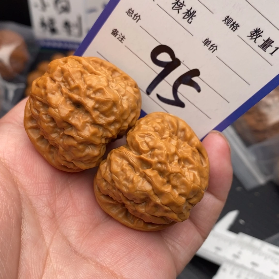 把件桃核蛤蟆37momo