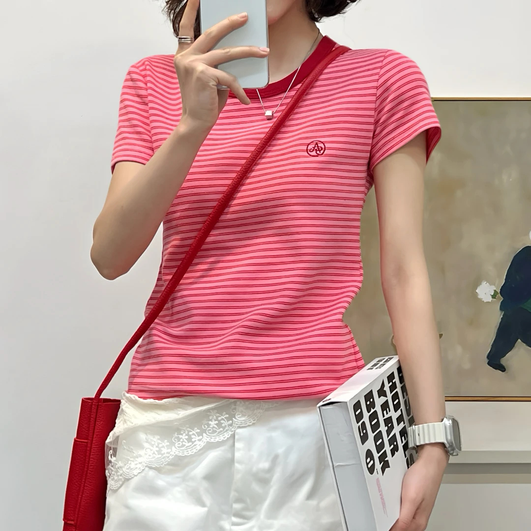 夏季彩虹条纹小众设计感时尚休闲短袖圆领修身显瘦正肩纯棉T恤