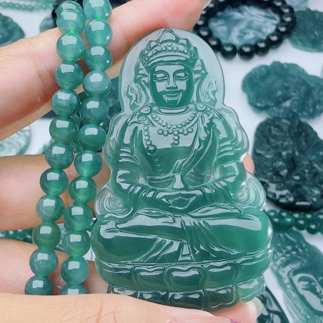 颈饰未镶嵌翡翠多样性发货天然的A货翡翠