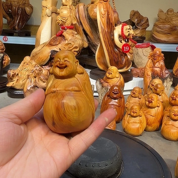 柏木太行崖柏弥勒佛