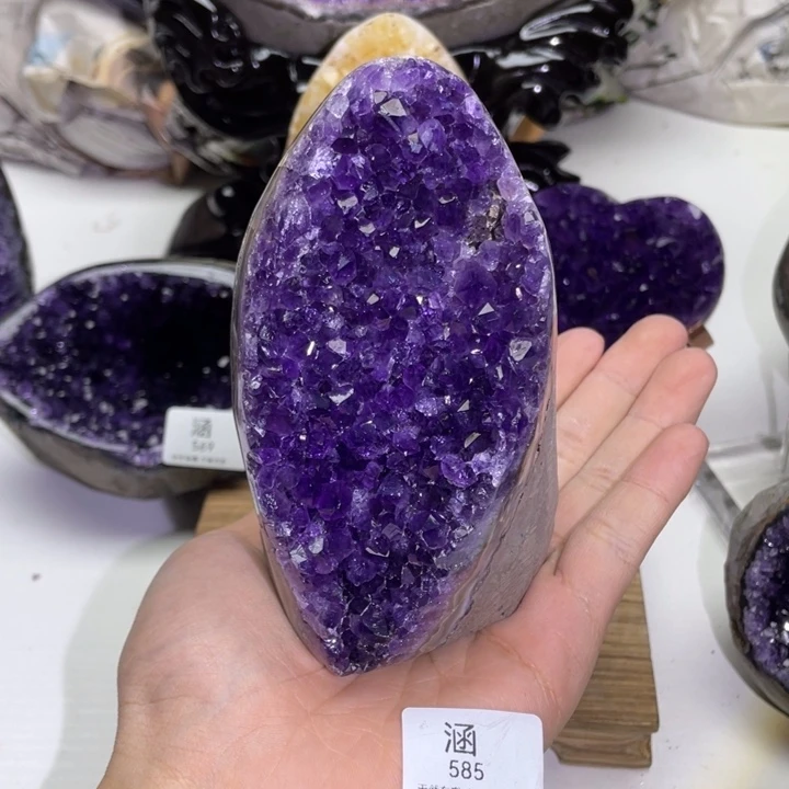 未镶嵌大型摆件（非配饰）紫晶