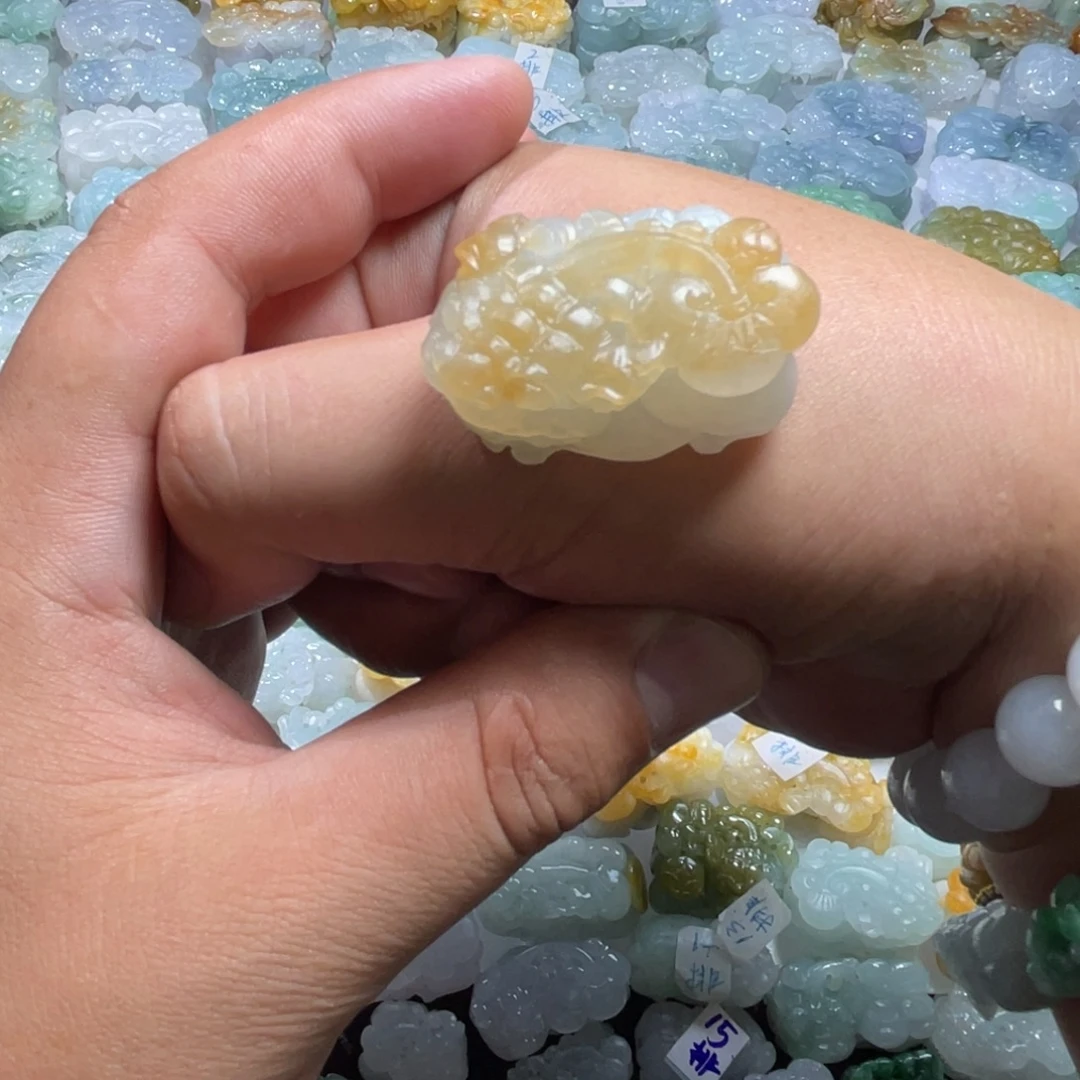 翡翠未镶嵌颈饰天然