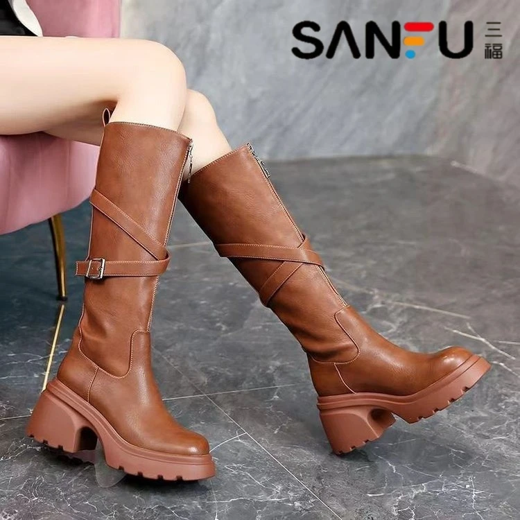 三福长靴前拉链皮带扣女靴2025秋冬季新款气质靴子时尚厚底马丁靴
