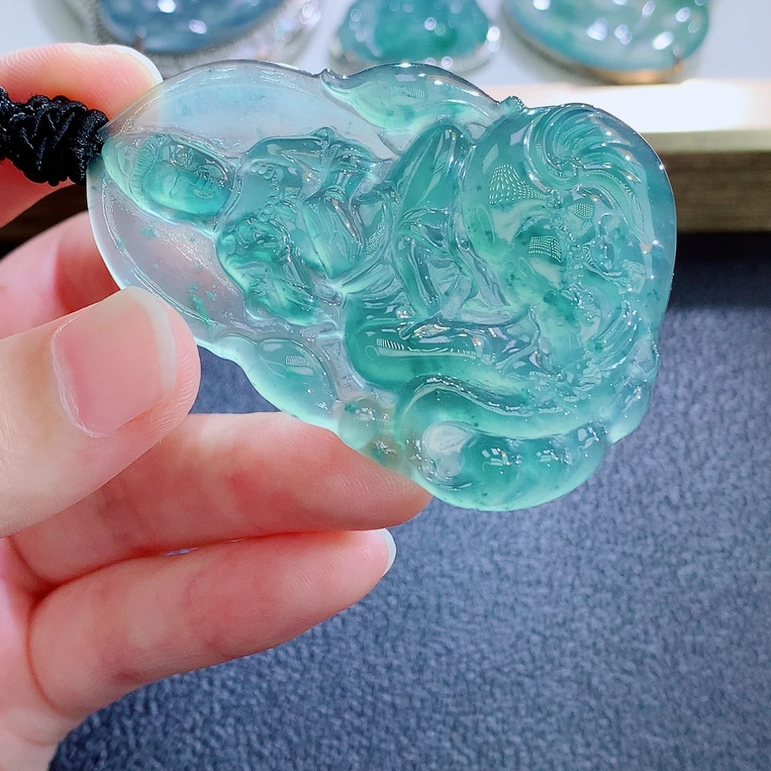 颈饰未镶嵌翡翠翡翠