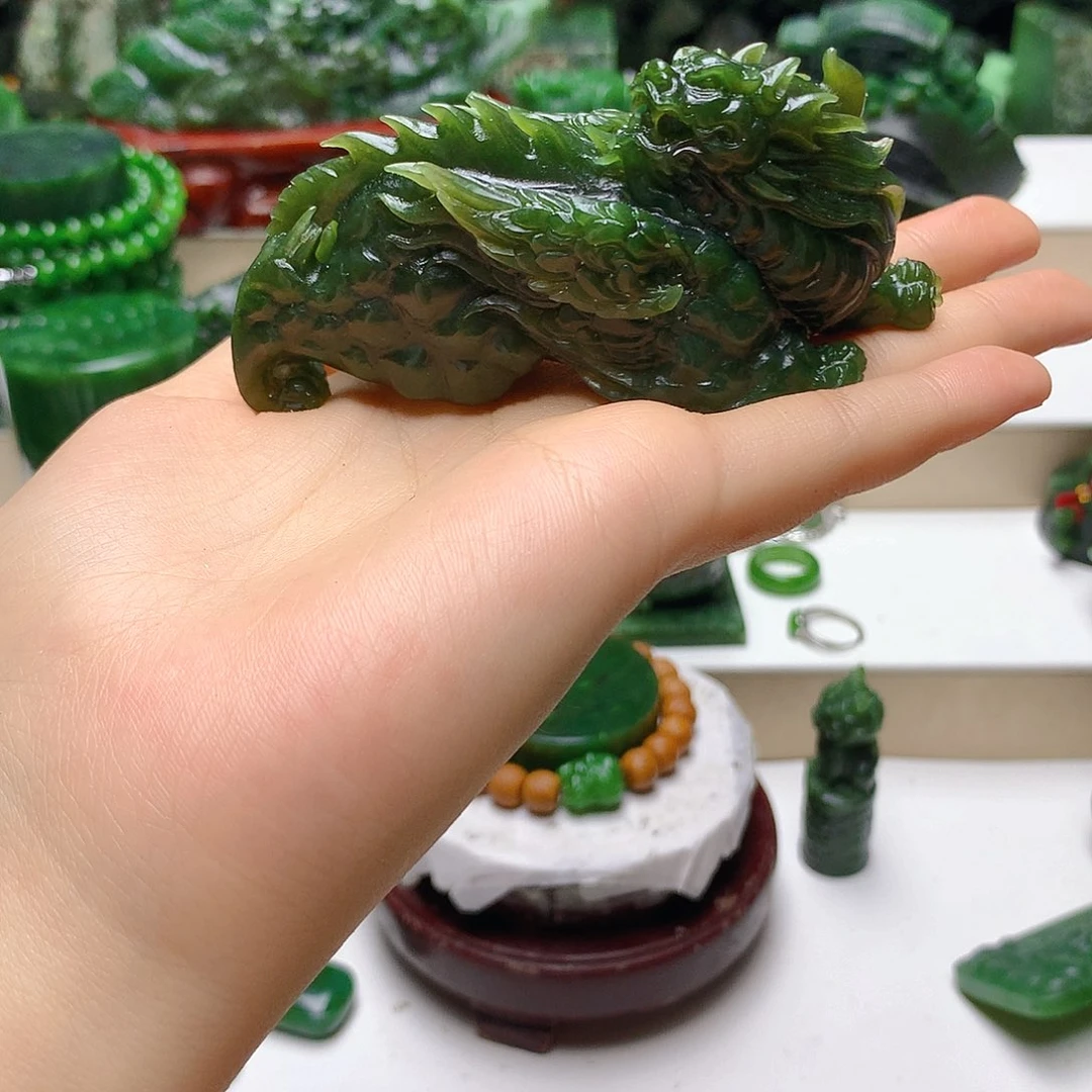 未镶嵌和田玉摆件