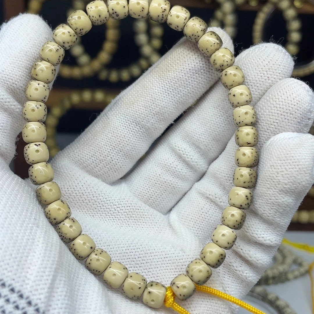 星月菩提吊坠7-6，大眼睛