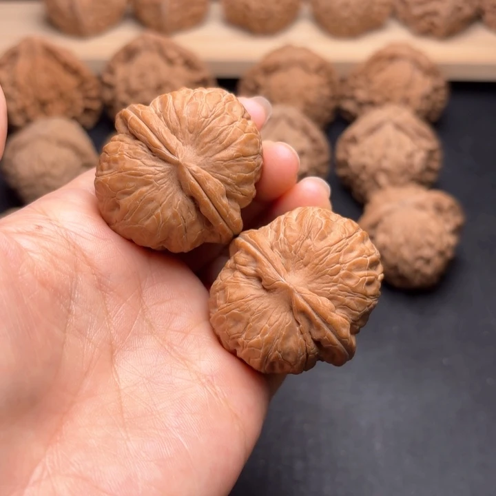 文玩核桃把件40元宝