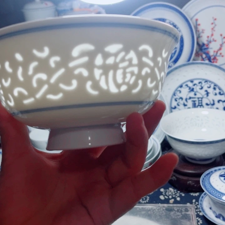 青花玲珑6寸面碗满雕双福双线