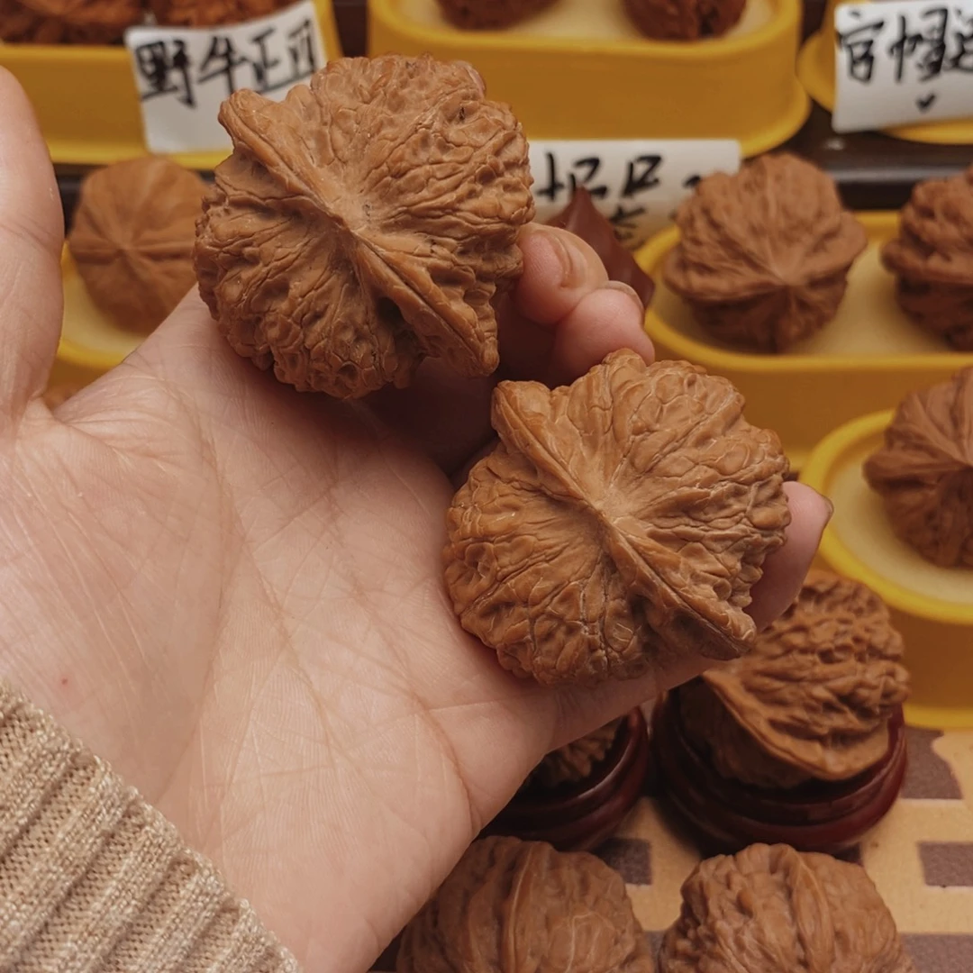 把件文玩核桃45全品血麒麟