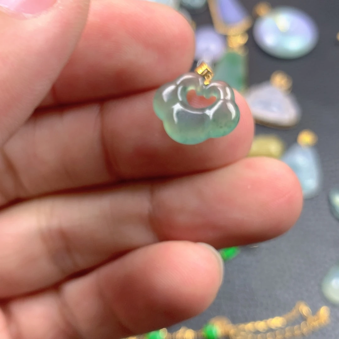 【闪购商品】翡翠18K金镶嵌颈饰翡翠