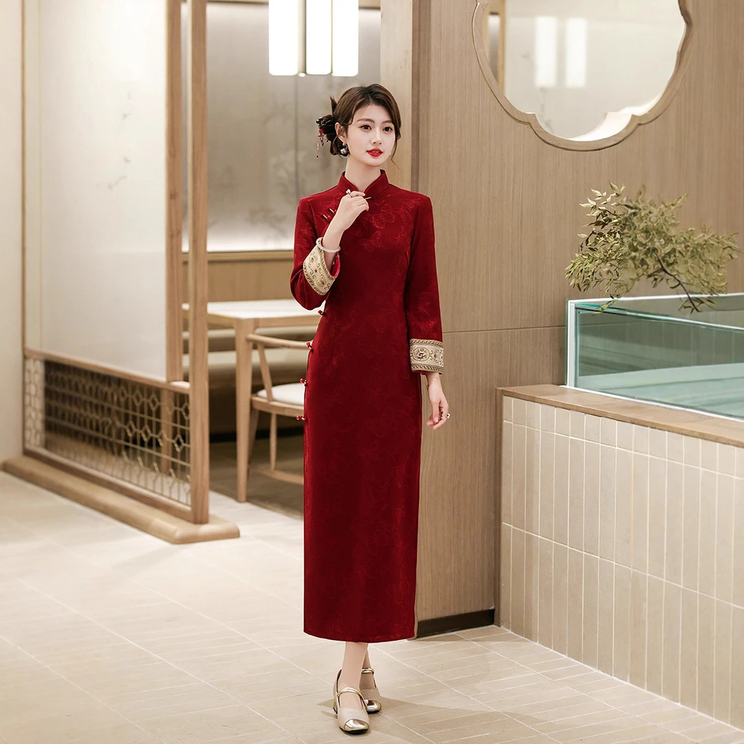 冬款加绒2025新款复古旗袍连衣裙清新文艺少女年轻款红色旗袍妈妈
