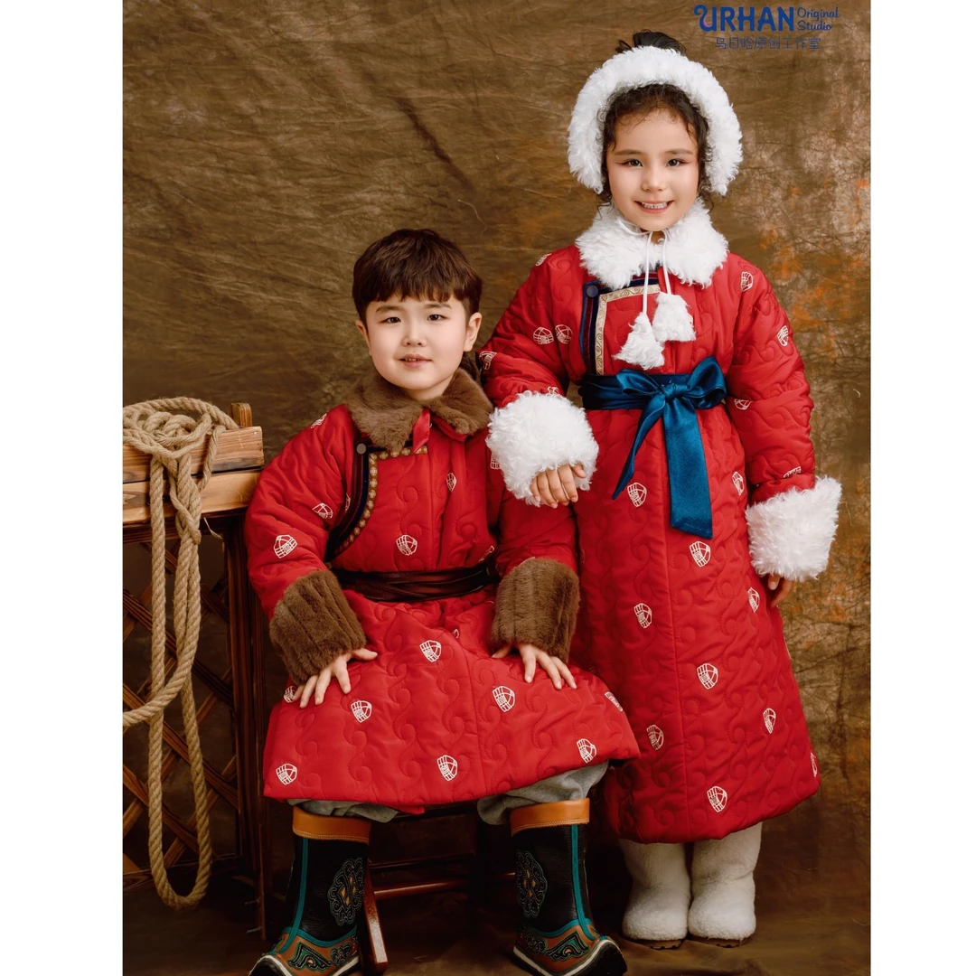 乌日晗原创民族小童儿童外套加绒蒙古包面料冬季外穿蒙古袍子外套