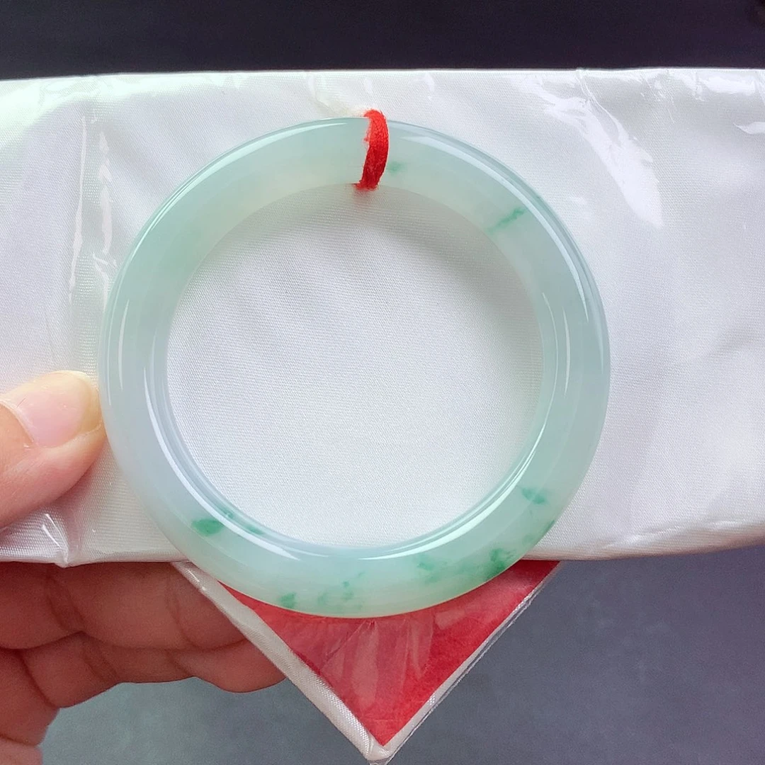 【闪购商品】未镶嵌手镯翡翠a 8036011