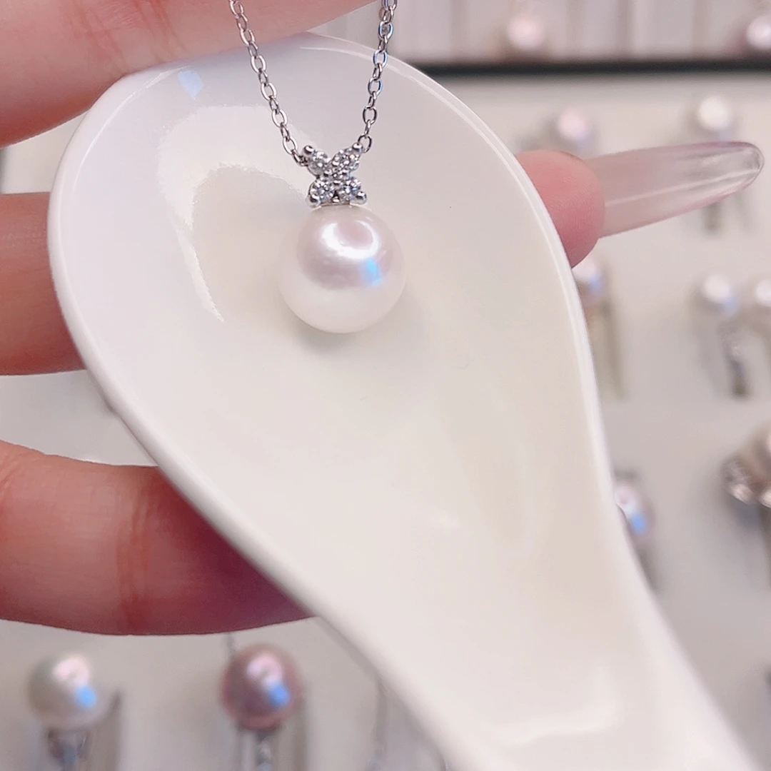淡水珍珠吊坠(赠链)未镶嵌
