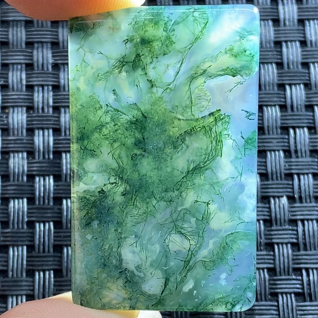 玛瑙/玉髓颈饰未镶嵌龍