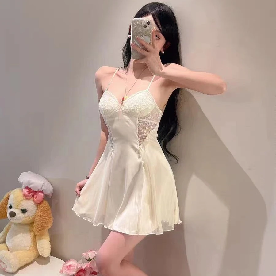 「金屋藏娇」性感蕾丝拼接气质夏季轻奢显瘦时尚睡裙