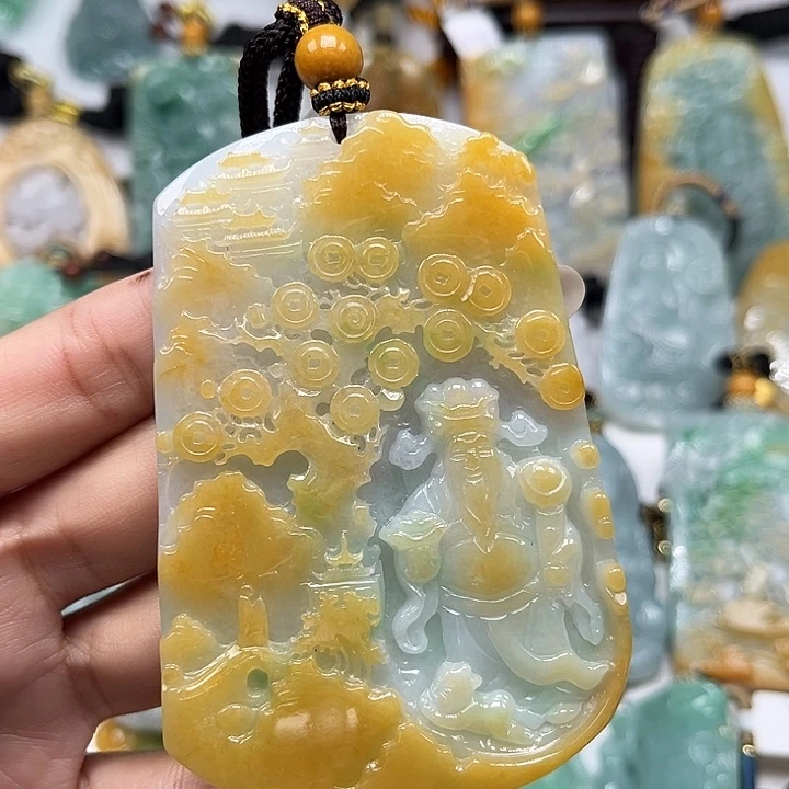 易***顺翡翠未镶嵌颈饰财神