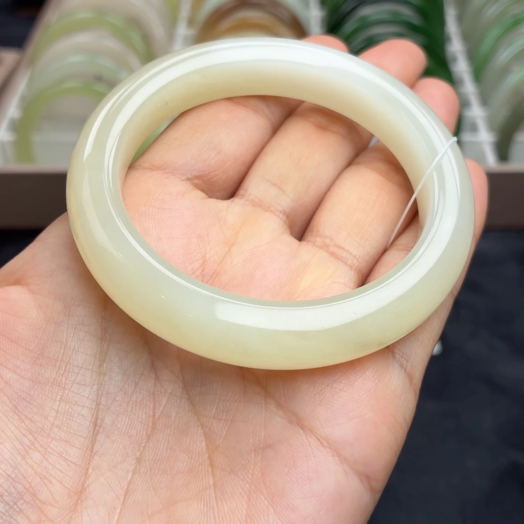 和田玉未镶嵌手镯冰底蜂蜜水54圈