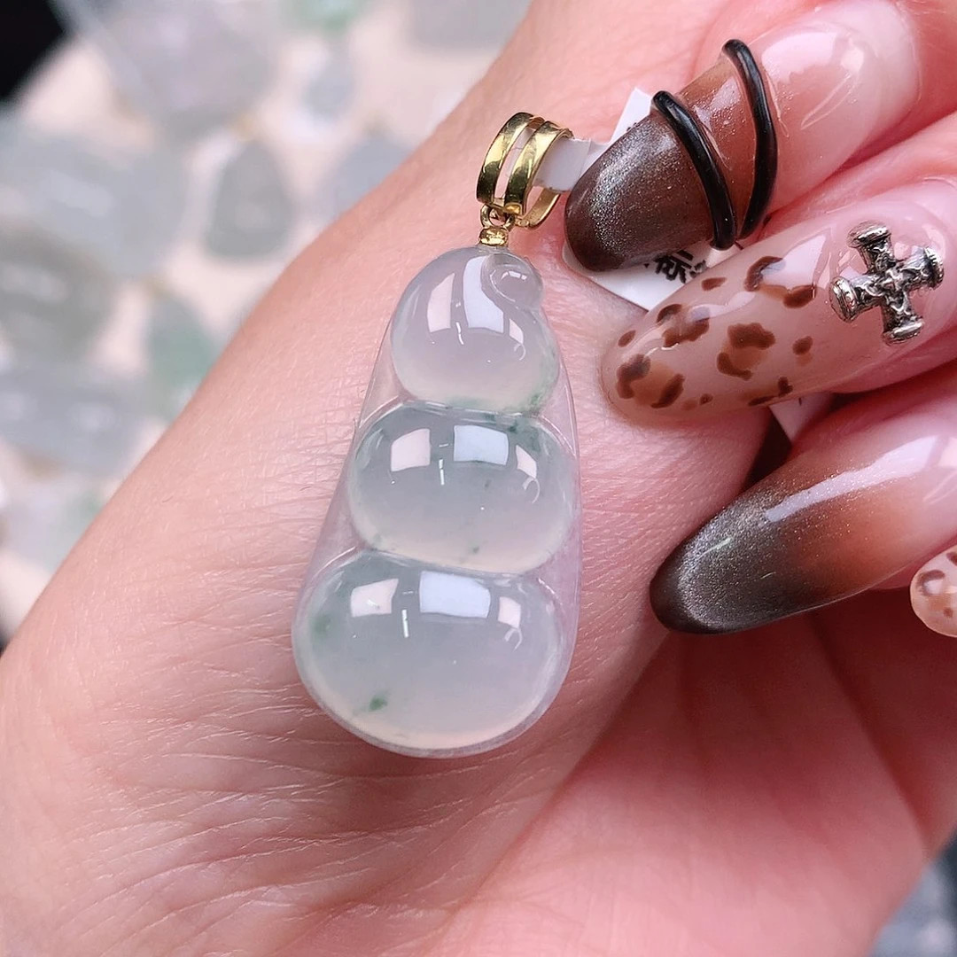 翡翠颈饰18K金镶嵌飘花豆36.5、28、15.5、6