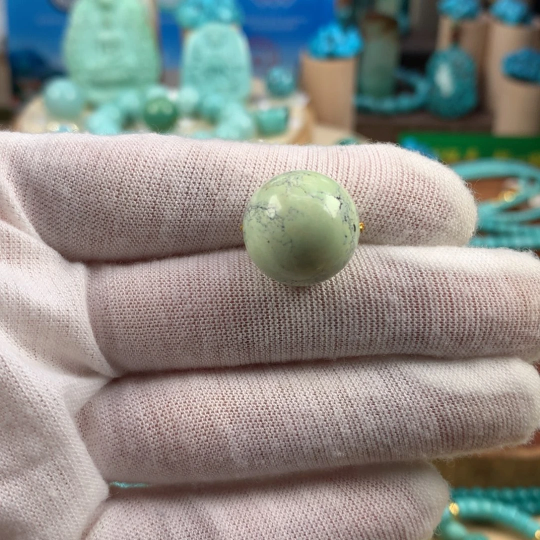 绿松石未镶嵌珠宝奇石16.1mm