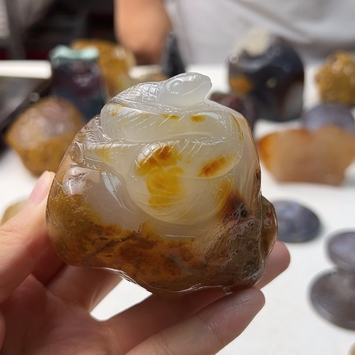 未镶嵌颈饰玛瑙/玉髓