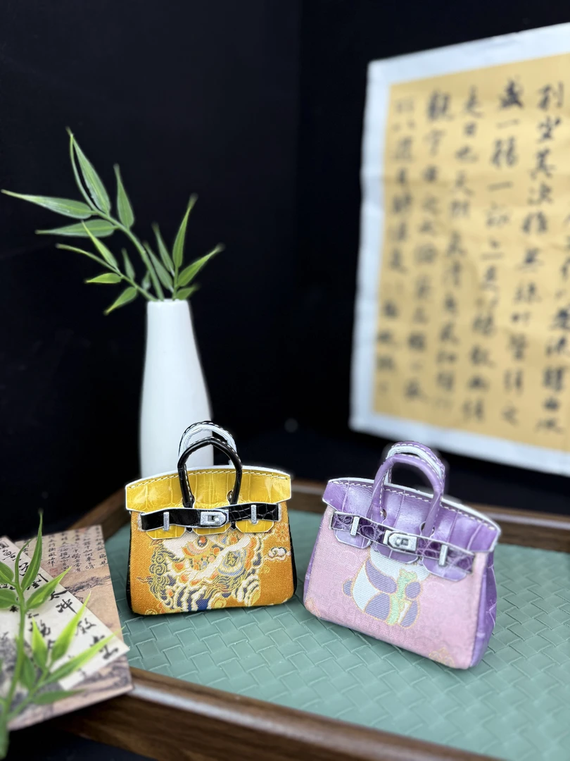 【内缝款】纯手工稀有皮mini包包 可爱挂件 耳机包 百搭饰品 小众