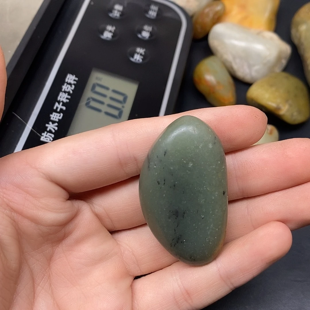 和田玉（糖玉）未镶嵌挂件