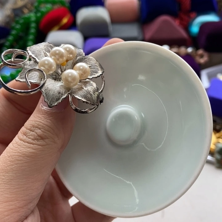 瓷片不会哈哈哈哈哈哈哈哈哈哈